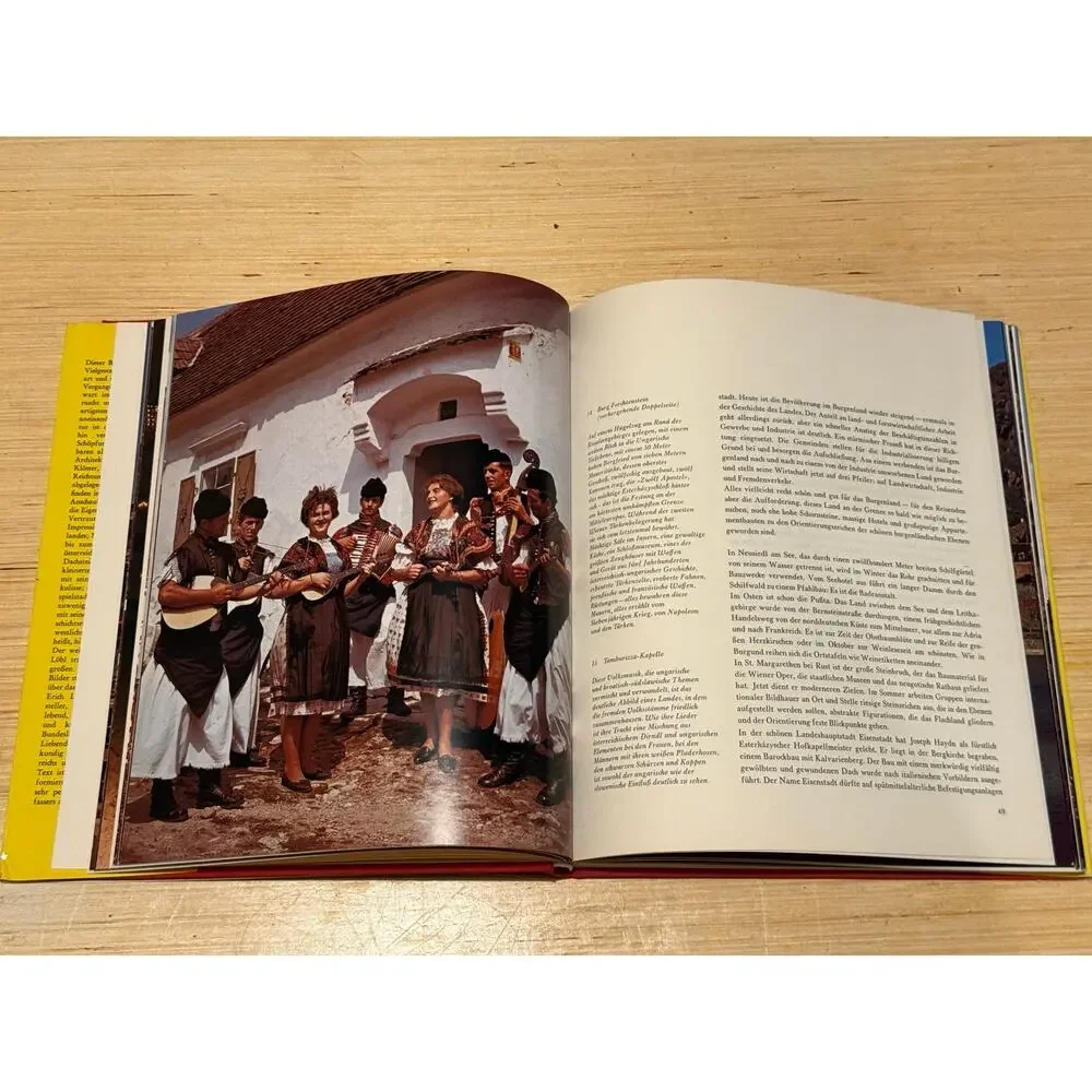 Osterreich En Portrait in Farben by Robert Loibl 1974 Hardcover in German